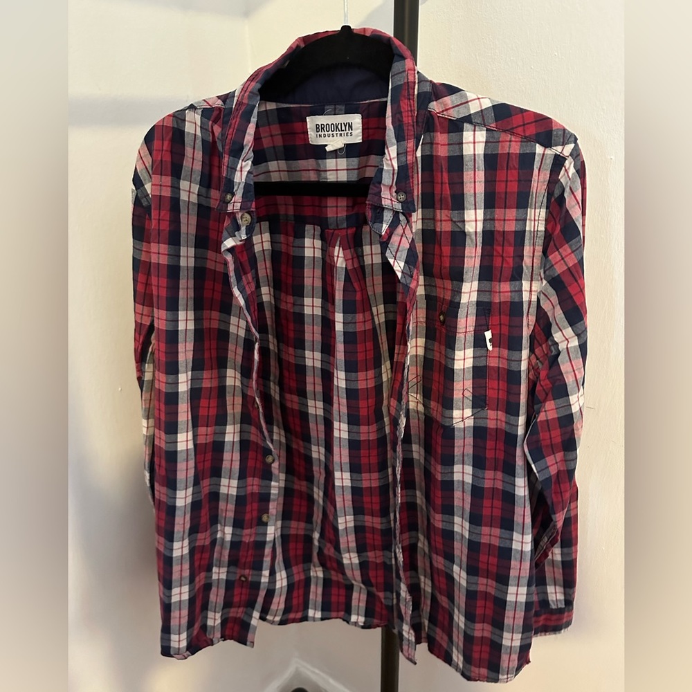 Brooklyn industries red black plaid long sleeve flannel button down
